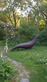 Banc oiseau 1, séquoia teint, 210x45cm