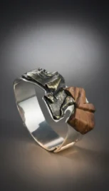 Bracelet 5, argent poli, laiton fusionné et bois d'olivier resultat