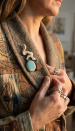 Broche 21 2, argent poli, os, bois d'amarante et amazonite resultat