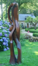 Gymnastique à deux, châtaignier teint, 320x70cm