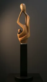 Mère à l'enfant 2, Cèdre du Liban brulé et brossé, base bois peint, 90x30cm
