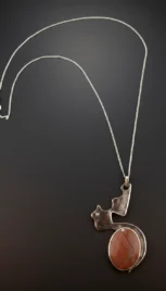 Pendentif 3, argent et cuivre fusionné, jaspe sanguin resultat